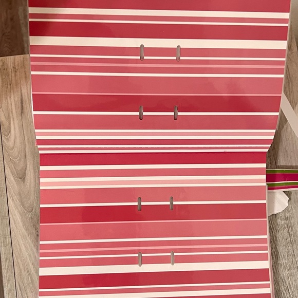 Lilly Pulitzer Photo Album - Picture 5 of 9